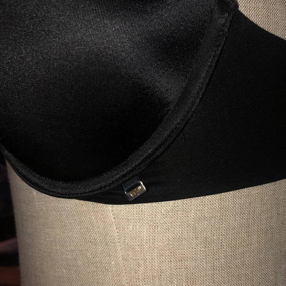 Victoria’s Secret Very Sexy Push Up Bra​​​​​​​​​​ - Picture 2 of 4